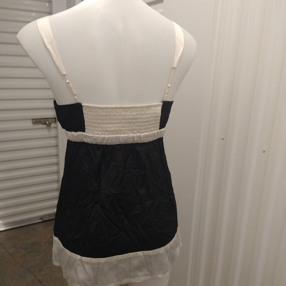 Bebe - Picture 5 of 9